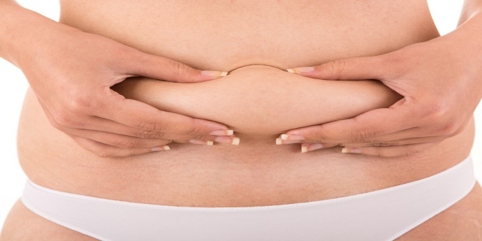 Qual é a Diferença entre Abdominoplastia e Lipoaspiração?