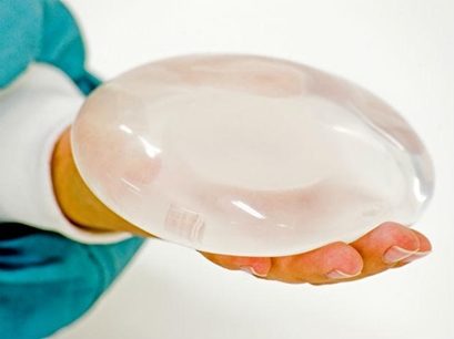 conheca os riscos e beneficios da protese de mama